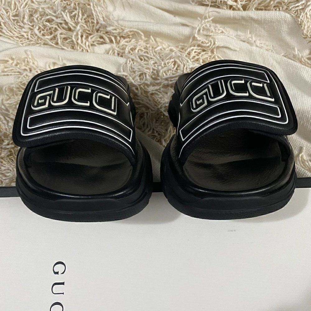 GUCCI Men's Embossed Logo Chunky Sliders Aguru Trek Slides - Picture 8 of 10